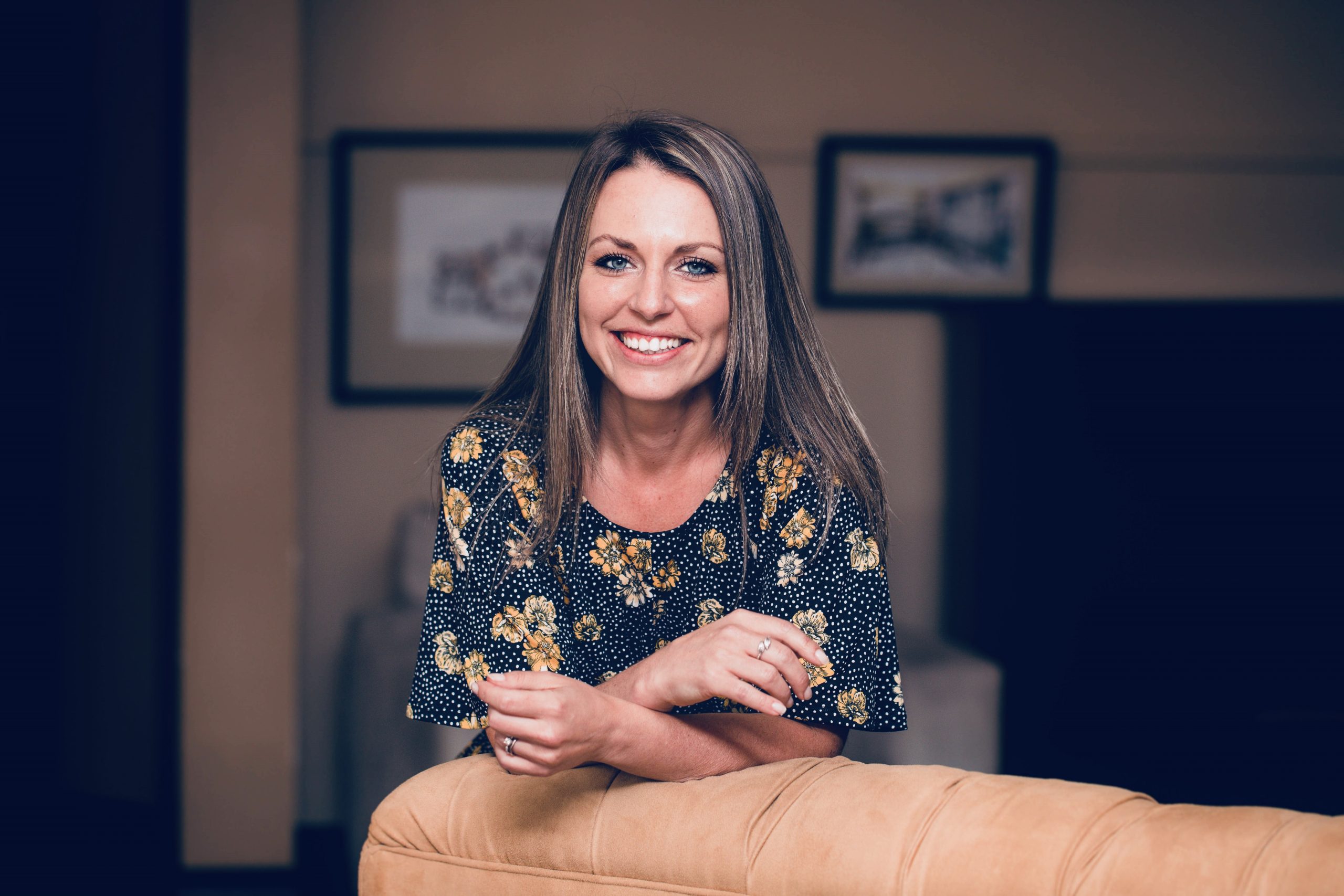 Portrait of Robyn Ansell